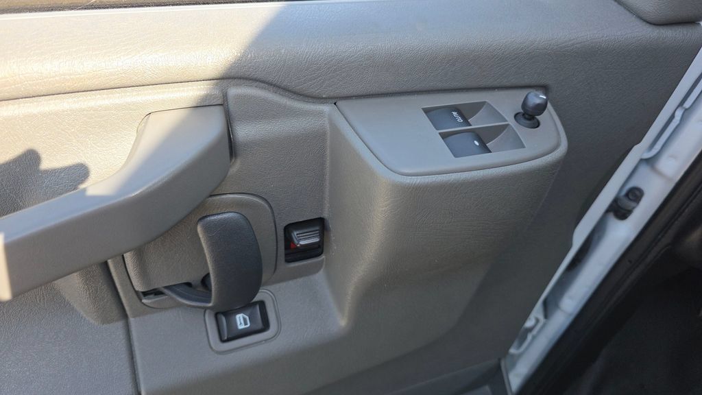 Used 2024 Chevrolet Express 2500 w/ Driver Convenience Package RWD image 19