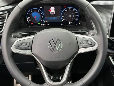 New 2026 Volkswagen Atlas Cross Sport SEL R-Line AWD/4WD image 10