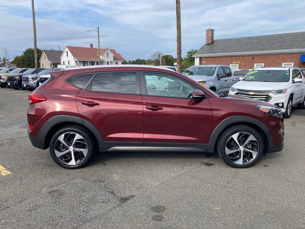 Used 2016 Hyundai Tucson Sport FWD image 30