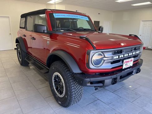 New 2024 Ford Bronco Big Bend w/ Sasquatch Package AWD/4WD image 4