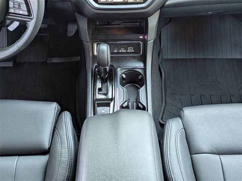 Certified 2025 Subaru Ascent Bronze Edition w/ Onyx Package image 20