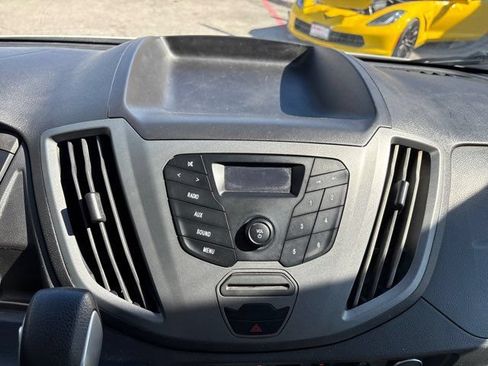 Used 2018 Ford Transit 350 XL RWD image 32