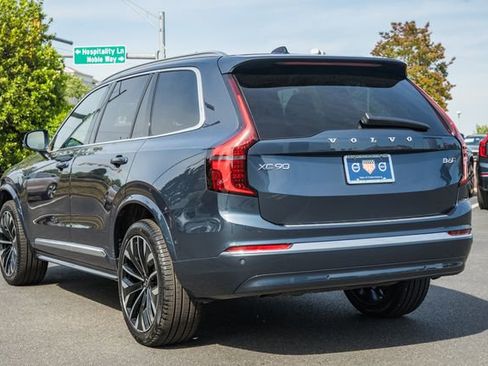 New 2026 Volvo XC90 B6 Plus w/ Protection Package Premier AWD/4WD image 5