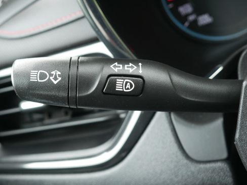 Used 2023 Chevrolet Equinox RS AWD/4WD image 25