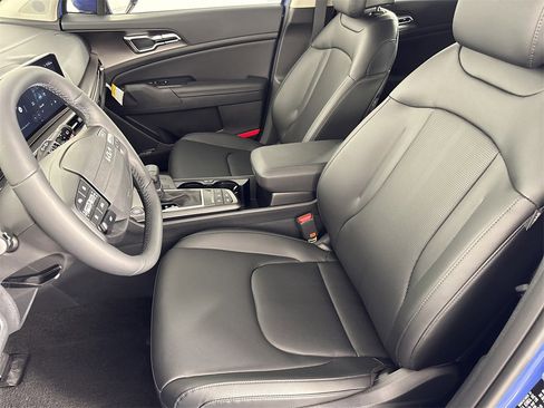 New 2026 Kia Sportage SX image 12