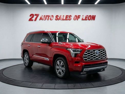 Used 2024 Toyota Sequoia Capstone AWD/4WD image 3