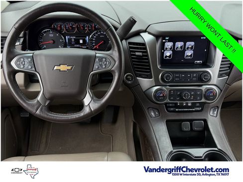 Used 2017 Chevrolet Suburban LT RWD image 7