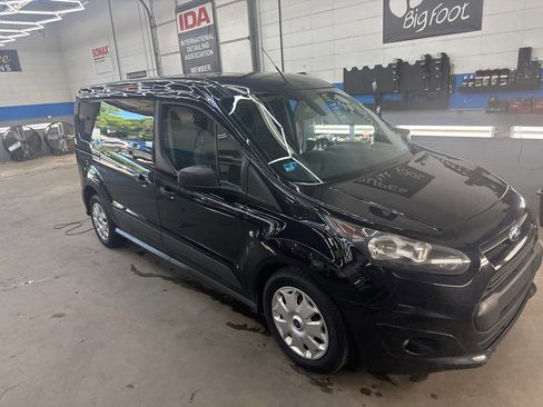 Used 2015 Ford Transit Connect XLT FWD image 2