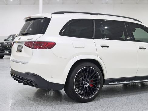 Used 2021 Mercedes-Benz GLS 63 AMG 4MATIC w/ Warmth & Comfort Package image 9