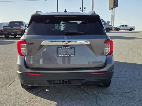 Used 2021 Ford Explorer XLT w/ Class III Trailer Tow Package image 6