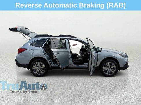 Used 2019 Subaru Outback 2.5i Limited AWD/4WD image 19