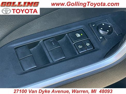 Used 2019 Toyota RAV4 Adventure image 17