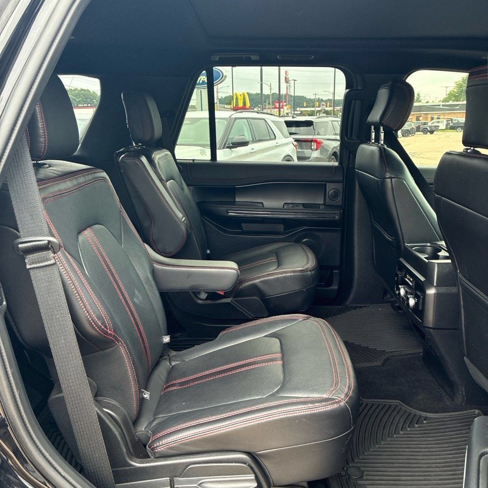 Used 2019 Ford Expedition Limited w/ Equipment Group 303A AWD/4WD image 13