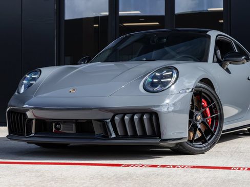 Certified 2025 Porsche 911 Carrera 4 GTS AWD/4WD image 7