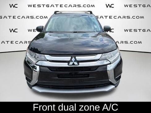 Used 2018 Mitsubishi Outlander ES AWD/4WD image 2