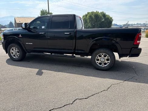 Used 2021 RAM 2500 Laramie AWD/4WD image 4