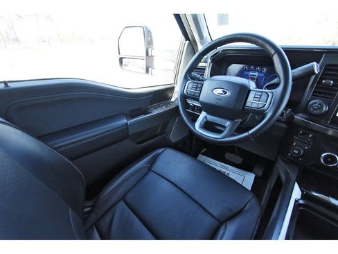 Used 2024 Ford F250 Lariat w/ Lariat Ultimate Package image 10