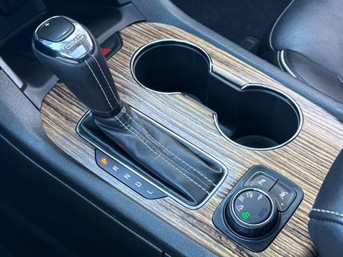 Used 2019 GMC Acadia Denali w/ Technology Package image 25