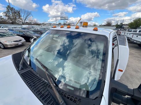 Used 2000 Ford F350 4x4 Regular Cab DRW Super Duty image 42