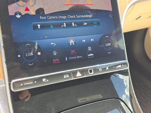 Used 2023 Mercedes-Benz C 300 4MATIC Sedan image 27