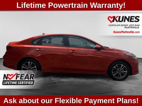 Used 2024 Kia Forte LXS FWD image 11