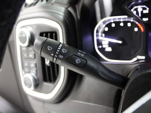 Used 2021 GMC Sierra 1500 SLT image 41
