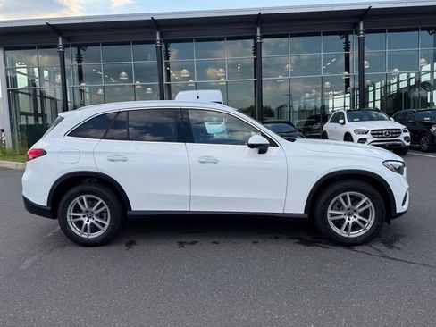 Used 2026 Mercedes-Benz GLC 300 4MATIC image 8