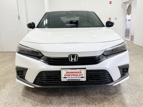 Used 2022 Honda Civic Sport image 2