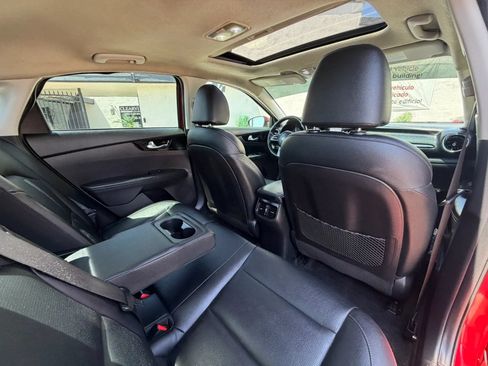 Used 2021 Kia Forte EX FWD image 9