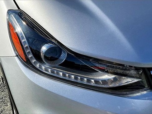 Used 2017 Chevrolet Trax LT image 28