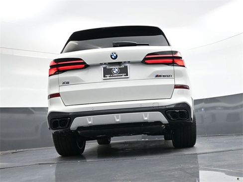 New 2026 BMW X5 M60i w/ Climate Comfort Package image 29