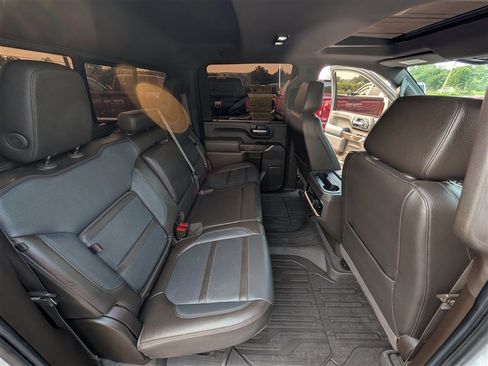 Used 2020 GMC Sierra 2500 Denali w/ Denali Ultimate Package AWD/4WD image 22