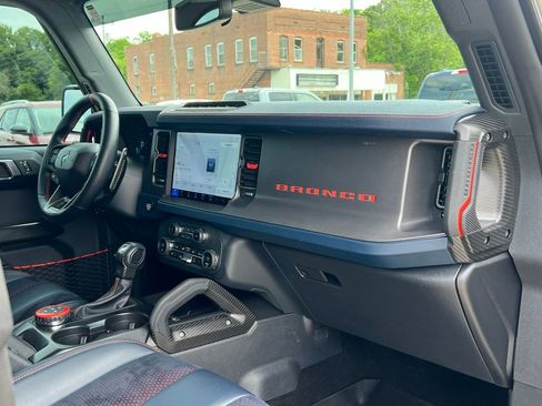 Used 2025 Ford Bronco Raptor AWD/4WD image 21