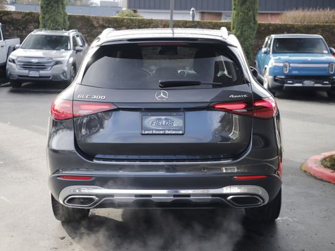 Used 2023 Mercedes-Benz GLC 300 4MATIC image 9