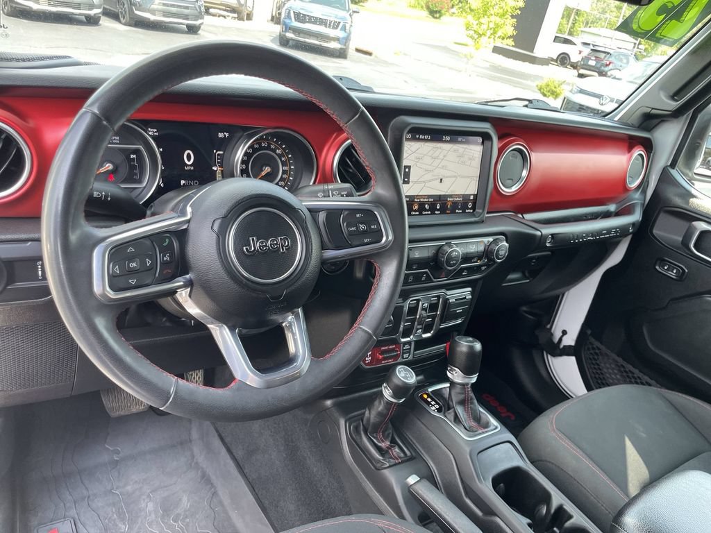 Used 2023 Jeep Wrangler Unlimited Rubicon AWD/4WD image 9