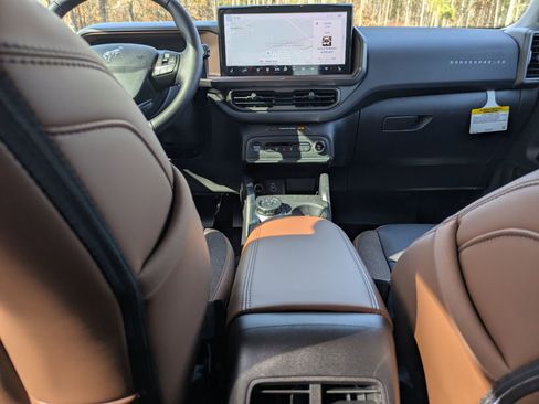 New 2025 Ford Bronco Sport Outer Banks w/ Outer Banks Tech Package+ image 31