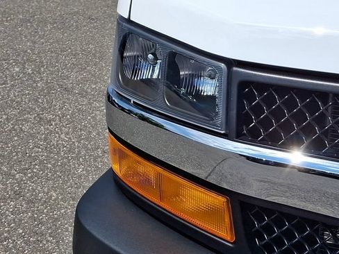 Used 2025 Chevrolet Express 2500 w/ Driver Convenience Package RWD image 30