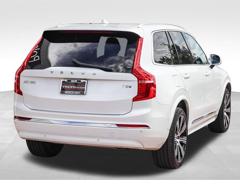 Used 2025 Volvo XC90 T8 Plus w/ Protection Package Premier AWD/4WD image 8