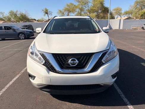 Used 2017 Nissan Murano SV w/ Premium Plus Package FWD image 3