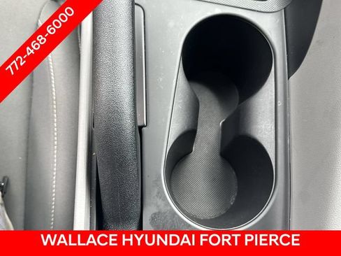 Used 2024 Hyundai Elantra SEL FWD image 22