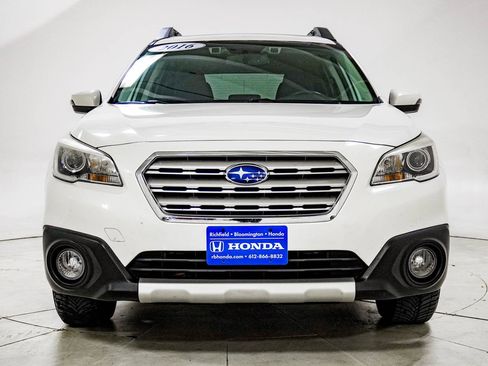 Used 2016 Subaru Outback 2.5i Limited image 15