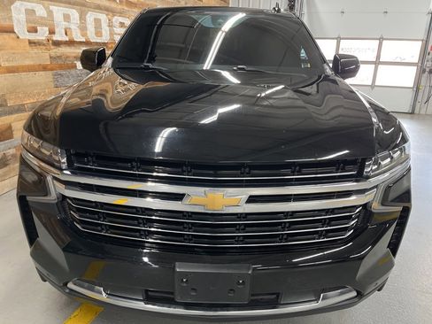 Used 2022 Chevrolet Suburban LT image 7
