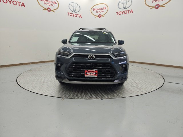 Used 2025 Toyota Grand Highlander FWD image 4
