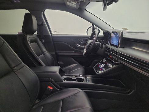Used 2022 Lincoln Corsair AWD w/ Premium Package image 21