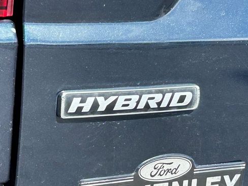 Used 2022 Ford Maverick XLT w/ XLT Luxury Package image 5