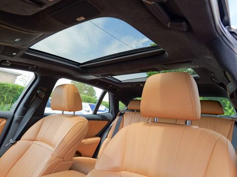 Used 2024 Lexus LS 500 AWD w/ Interior Upgrade Package image 23