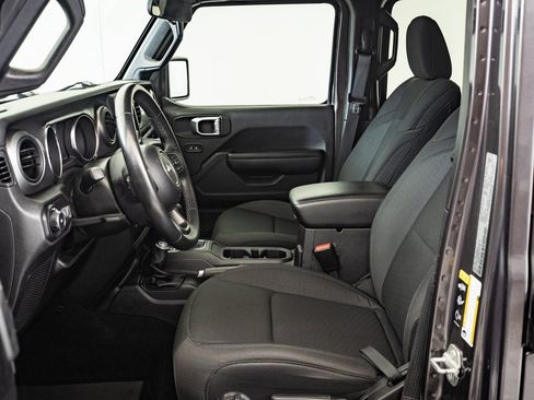 Used 2021 Jeep Wrangler Unlimited Sport image 20