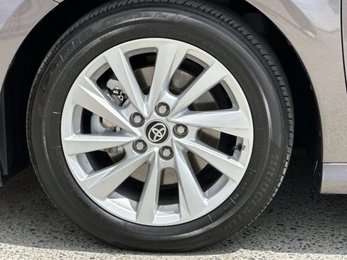 Used 2024 Toyota Camry LE w/ Convenience Package FWD image 32