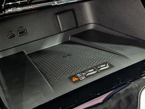 New 2026 Chevrolet Traverse LT image 25