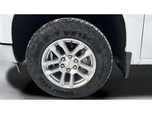 New 2026 Chevrolet Silverado 1500 LT image 34